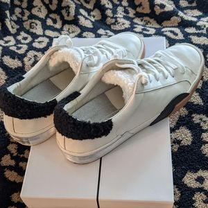 Dolce Vita Zina Plush